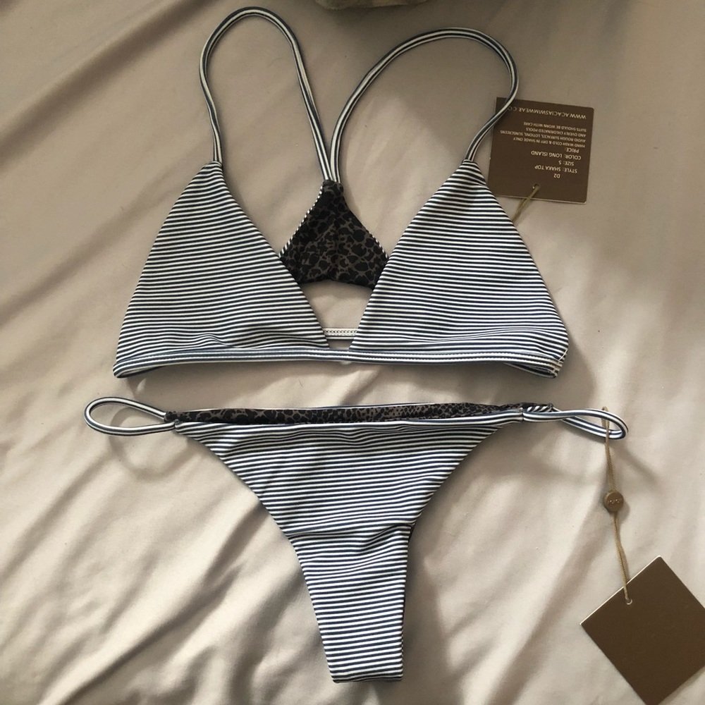 Acacia bikini - Shaka top and fins bottom